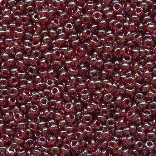 Бісер Чеський № 96090 Непрозорий темно червоний